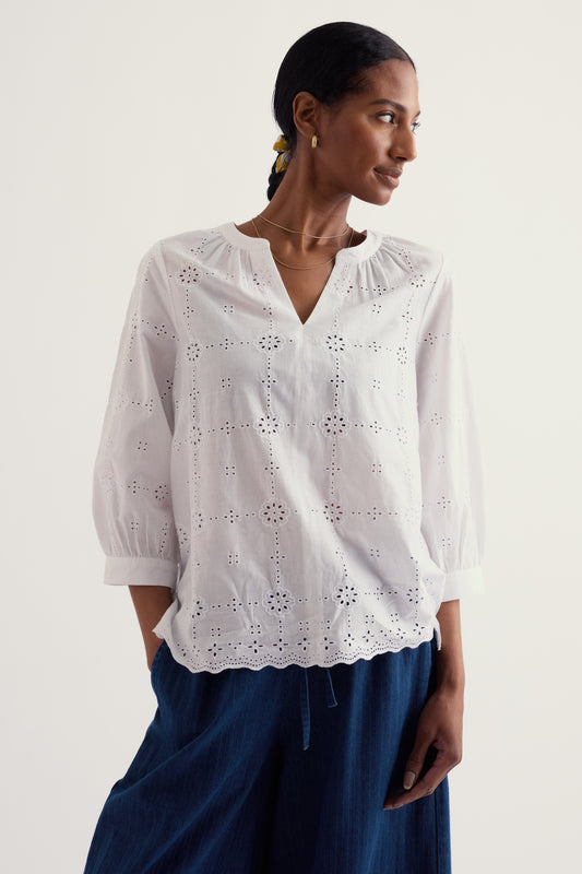 Top en coton biologique brodé Grace